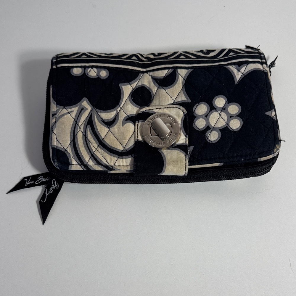 Vera Bradley Night & Day Turnlock Clutch Wallet 5X8 Retired Bi-Fold Used